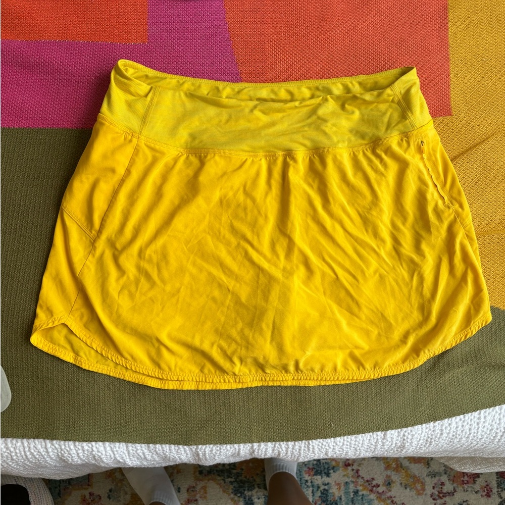 outdoor voices yellow skirt!